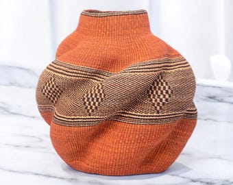 Handwoven African Pot Basket – Decorative Bolga Storage Basket, Unique Woven Vase Shape, Natural Home Décor from Ghana