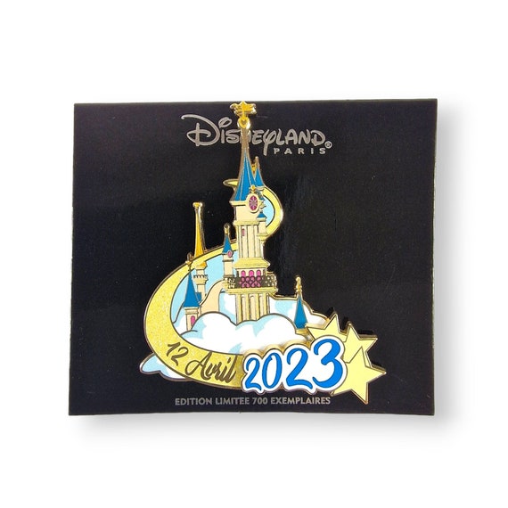 CASTLE " 12 Avril " Pin Limited Edition 700 u. 20… - image 1