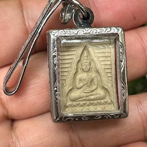 Vintage Phra Somdej  Luang Pu Sodh Wat Paknam Buddha Amulet  6th Generation Sacred Thai Talisman in Silver Case Authentic  Buddha Amulet