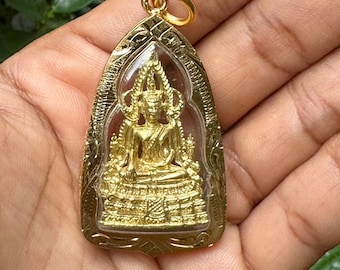 Phra Buddha Chinnarat Thai Amulet: Gold Plated Pendant Necklace