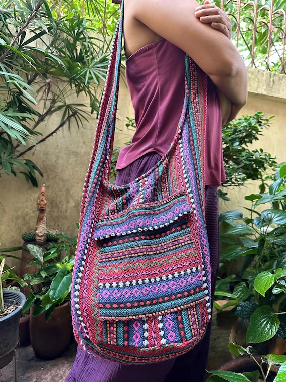 Bolso Bandolera Mujer LiveLaif Grande - Tela Bordada, Estilo Boho, 3 Compartimentos | Para Móvil Y Objetos Personales