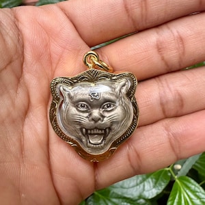 Authentic Amulet Tiger Yant Face  Lp Pern Blessed Powerful Talisman  Attraction Enchanting lucky charm Thai Amulet Talisman MAGIC  Pendant