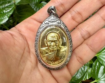 Luang Pu Maha Sila Coin Thai Buddhist Amulet Love Attraction  Pendant Talisman