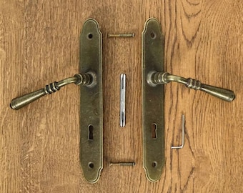 Lever door handles Devon, pair of vintage door handles Key operated lever 72mm antique gold