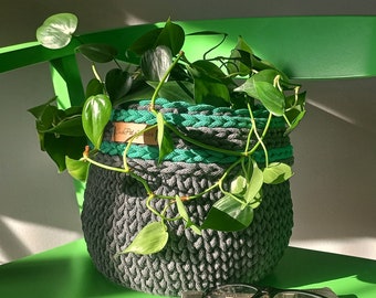 Plant pot cover crochet, Orchid and office planter or Make up organizer, Unique colorful planter or organizer basket for Host gift