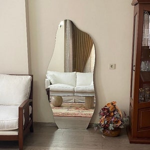 Full Length Mirror, Full Body Irregular Mirror, Asymmetrical Mirror, Floor Mirror Wavy , Wavy Mirror Bedroom, Asymmetric Frameless Mirror