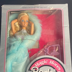 Magic Moves Barbie #2126: 1985 Superstar Barbie in Box