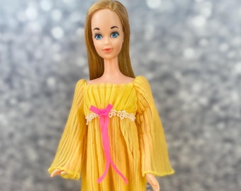 Lemon Kick #1465: 1970 Barbie Vintage Fashion