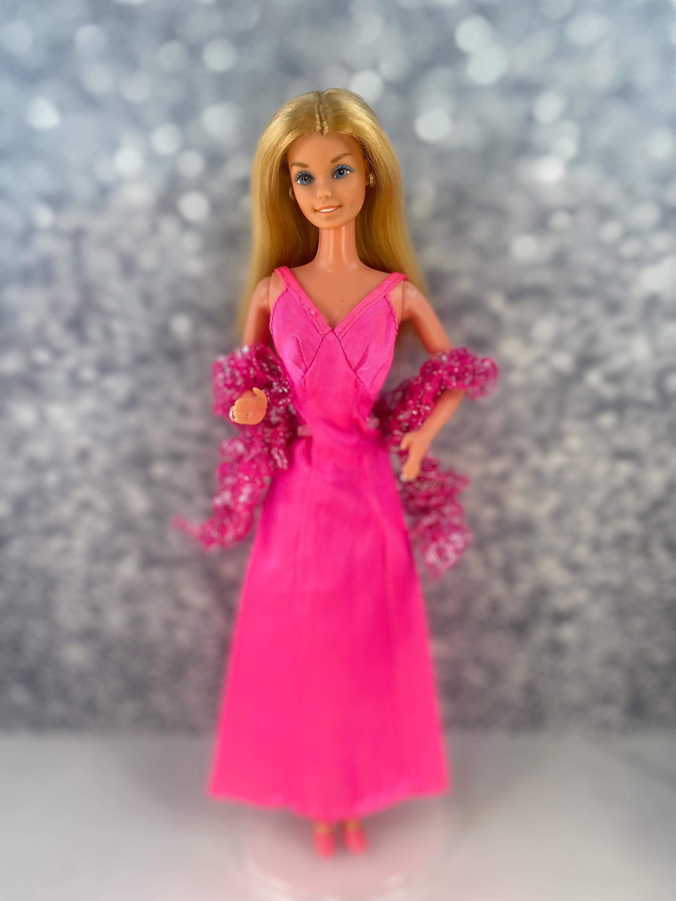 Reina1997ページ！ 1976 Vintage Superstar Barbie Doll #9720 Mattel (box Wear