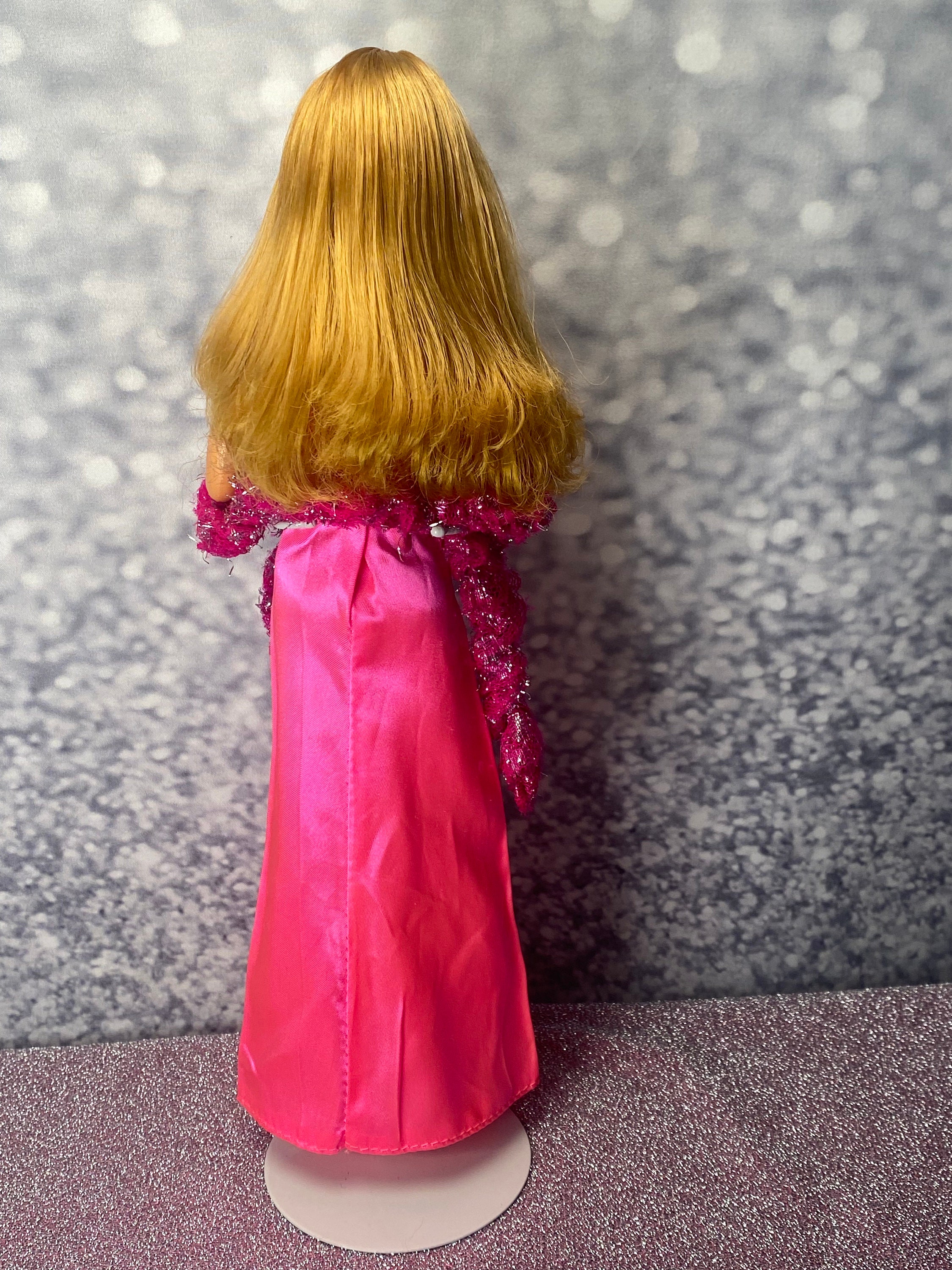 Superstar Barbie 9720: 1977 Superstar Barbie - Etsy