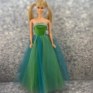 Senior Prom #951: Barbie Vintage Fashion