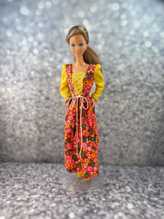 1976 Barbie Fashion: Vintage Floral Maxi Dress