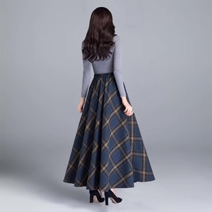 Grey plaid hot sale skirt victoria secret