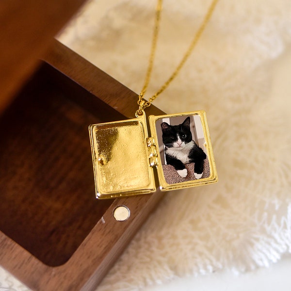 Personalized Engraving & Photo for any locket - Dog or Cat Pet Memorial Jewelry Gift Locket Necklace, Customized Locket with Pictures