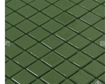 Mesa de azulejos verdes con espacio de almacenamiento (pedido personalizado)