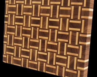 Maple and walnut end grain cutting board "Due Mosaic" including free rubber feet