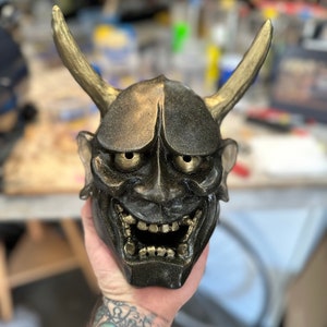 Bronze Hannya Mask – Japanese Oni Wall Art | Hand-Cast Resin Sculpture with Gold Accents | Demon Mask Home Decor, Samurai, Noh, Oni Mask