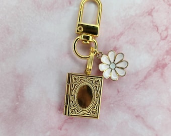 Book Locket Keychain, Locket Keychain, Personalized Locket, Locket Purse Charm, Sentimental gift, Book keepsake, Mother’s Day gift, mom gift