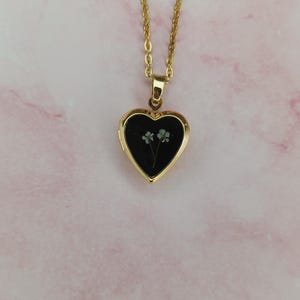 Gold Heart Locket Necklace with Real Pressed Flowers, Custom Photo Pendant, Floral Memorial Gift, picture memorial,pet locket, secret locket