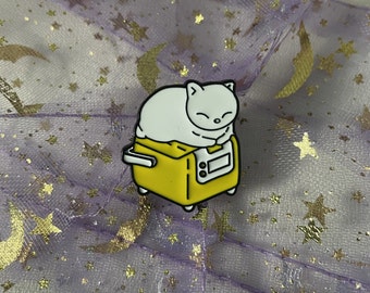 Cute toaster cat enamel pin badge