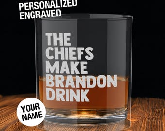 Verre à whisky personnalisé Kansas City Chiefs gravé, Les chefs me font boire, cadeau de football à l'ancienne personnalisé pour lui