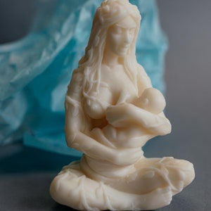 Prezent dla mamy – Rzeźbiona świeca z wosku sojowego – Ręcznie robiona „Eternal Bond” – Upominek na baby shower – Prezent dla nowej mamy