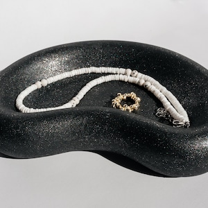 Minimalist Jewelry Tray | Handmade Organizer Dish | Elegant Storage for Keys & Decor