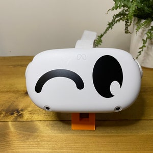 Cute Winking Eyes Vinyl Decal for Metaquest 2