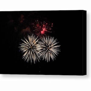 Fireworks, Digital art, Canvas art, Fireworks screensaver, computer desktop wallpaper, fireworks graphics, 4th of July, digital, screensaver
