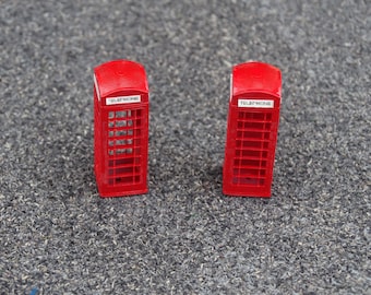 1:76 scale OO gauge 2 hand painted  Telephone boxes  (Set No 9)