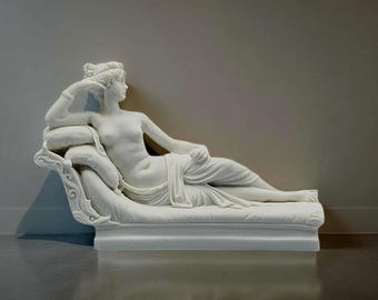 Pauline Bonaparte as Venus Victrix 20cm - 7.87in Greek Statue