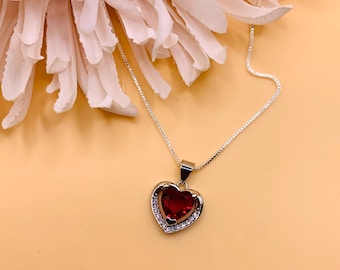 ハート♥ルビーネックレス ミャンマー産ハートシェイプルビーネックレス R 0.30ct 40cm K18WG