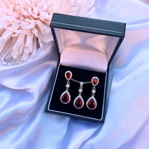 Red Ruby 925 Sterling Silver Women&#39;s Infinity Teardrop Pendant Necklace & Bridesmaid Jewellery | Gift For Bride | Free Gift Box Included