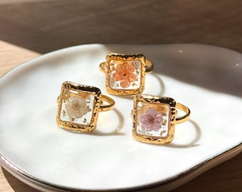 dainty pressed flower square ring | dried flower jewelry | 18k gold plated | minimalistic | pressed flower ring | custom made | gold jewelry