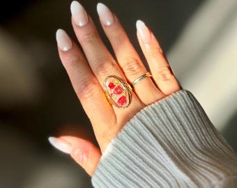 Oval Red Resin Ring, Pressed Flowers, 18k Gold Plated, Floral Jewelry, Gift for Her