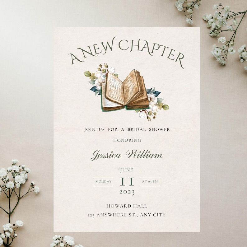 Może przedstawiać: Zaproszenie na wiecz&oacute;r panieński z motywem książki i kwiat&oacute;w. Zaproszenie zawiera napis "A New Chapter" i tekst "Join us for a bridal shower honoring Jessica William June II 2023 at PM Howard Hall 123 Anywhere St., Any City".