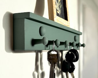 Estante para llaves de madera, estante para llaves estilo shaker, clavijas de madera, estante montado en la pared, ganchos para accesorios, ganchos para joyas, organizador de llaves, organizador de joyas