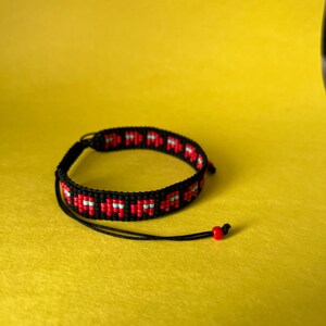 Pulsera Miyuki Delica con cuentas y cordón ajustable de color rojo Among Us imagen 3