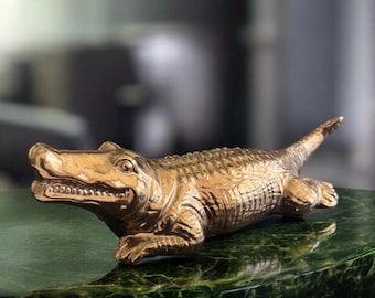 Vintage Alligator Ceramic Figurine - Mid-Century Decorative Collectible