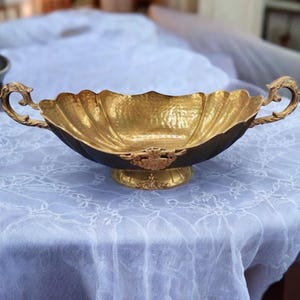 Decorative Hammered Brass Centerpiece Bowl