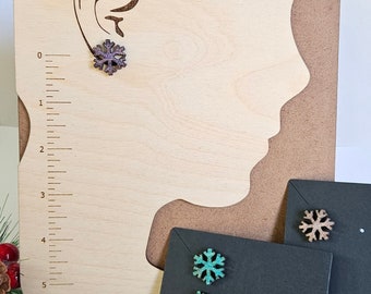 Snowflakes stud post earrings