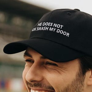 He Does Not Fok Smash My Door | Guenther Steiner | Formula 1 | Unisex Embroided Hat