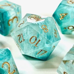 Surging Tide - teal petri sharp edge DnD dice set