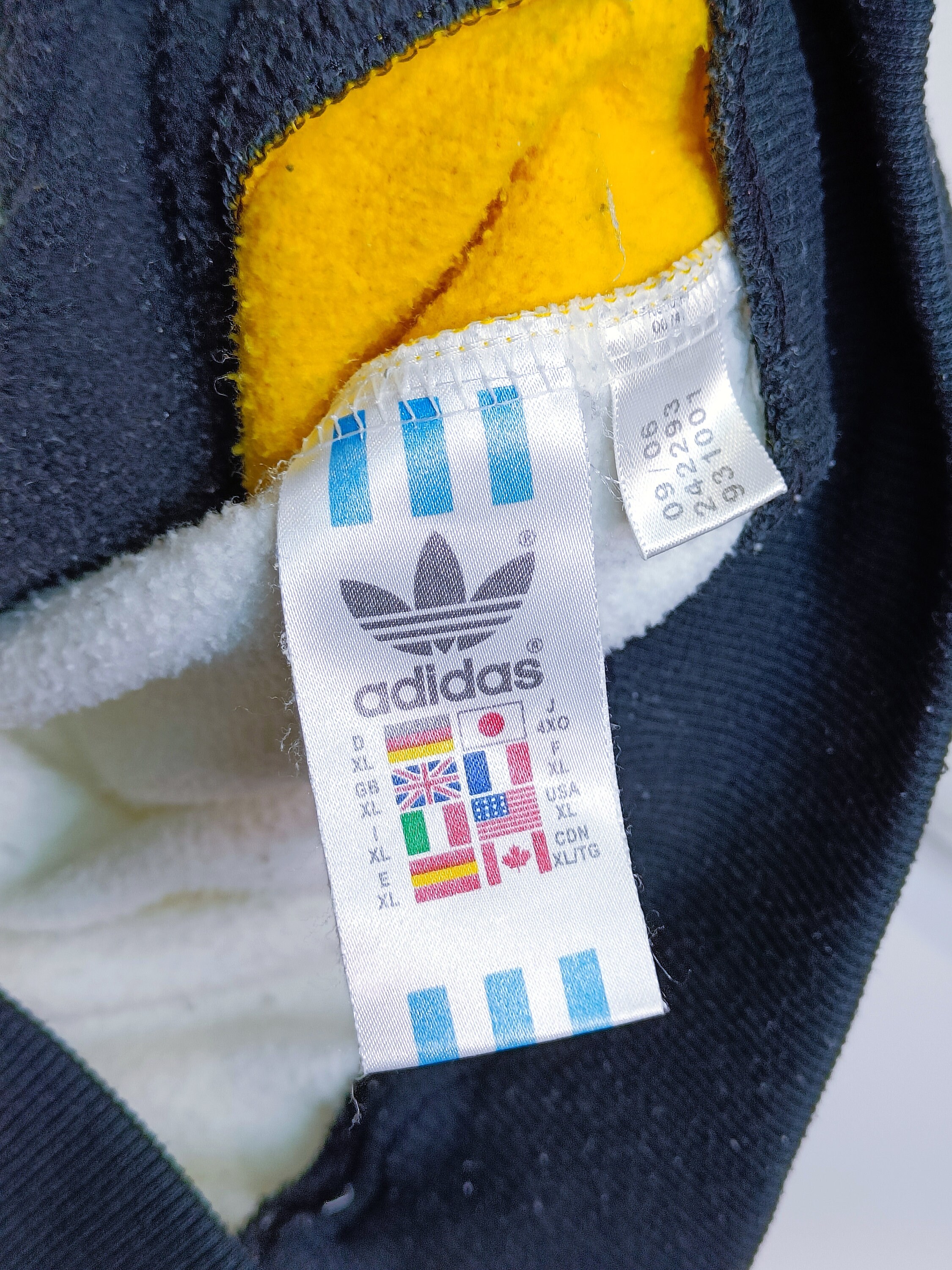Y2K 80s 90s old adidas オールド　アディダス　スウェット Y2K 80s 90s old adidas オールド アディダス スウェット トップス