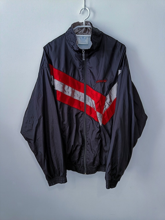 Retro style windbreaker deals