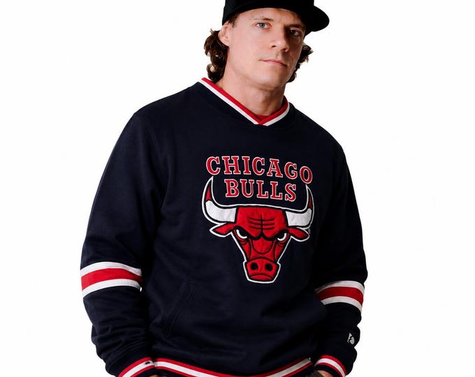 Vintage 90s Chicago Bulls Sweatshirt Medium – Pro Player NBA Crewneck Black Red Retro Basketball Pullover / Size M