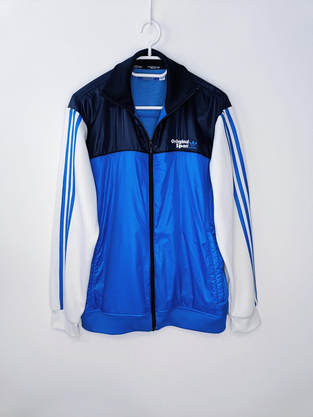 Adidas originals retro windbreaker jacket hotsell