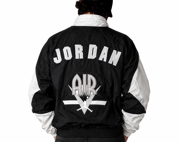 Vintage 90s Nike Air Jordan Windbreaker Jacket – Black White Oversized – Retro Streetwear Hip Hop – Rare Nike Jordan Coat / Size S/M