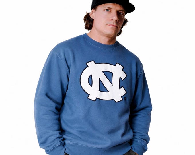 Vintage Champion UNC North Carolina Crewneck Sweatshirt Sweater Pullover Size L/XL Retro Style 90s y2k Oldschool Streetwear