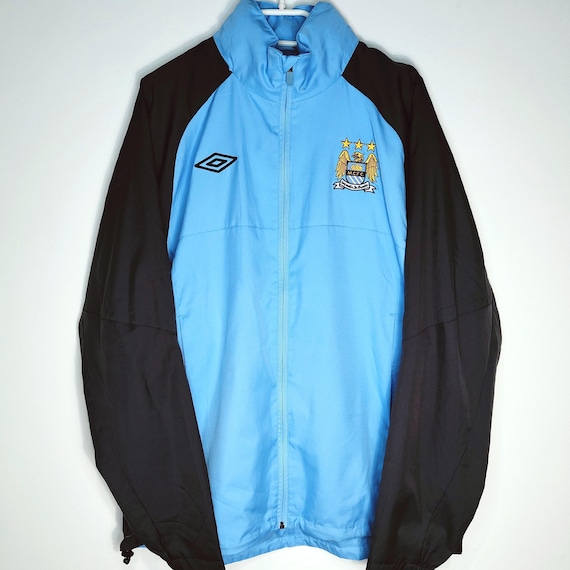 アンブロ UMBRO マンチェスターシティ ウィンドブレーカー Lサイズ ヴィンテージ アンブロ マンチェスターシティ ライト ウィンド